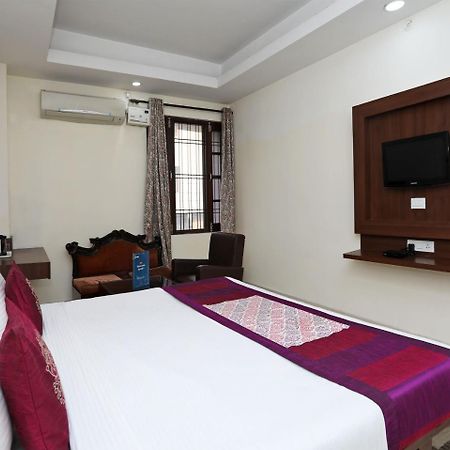 Oyo 680 Hotel Ranjana Heritage Lucknow Bagian luar foto