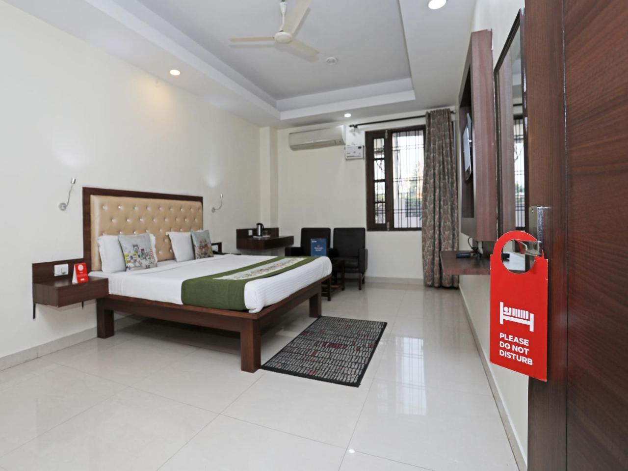 Oyo 680 Hotel Ranjana Heritage Lucknow Bagian luar foto