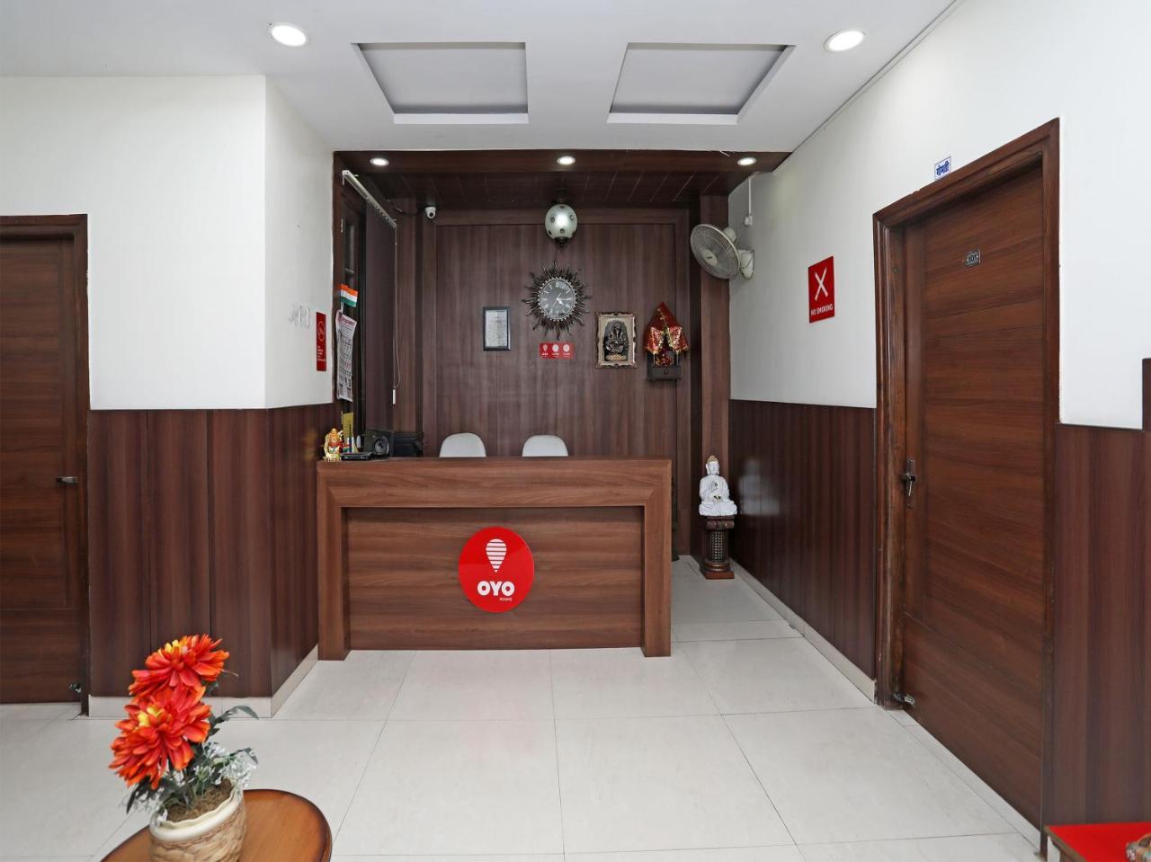 Oyo 680 Hotel Ranjana Heritage Lucknow Bagian luar foto