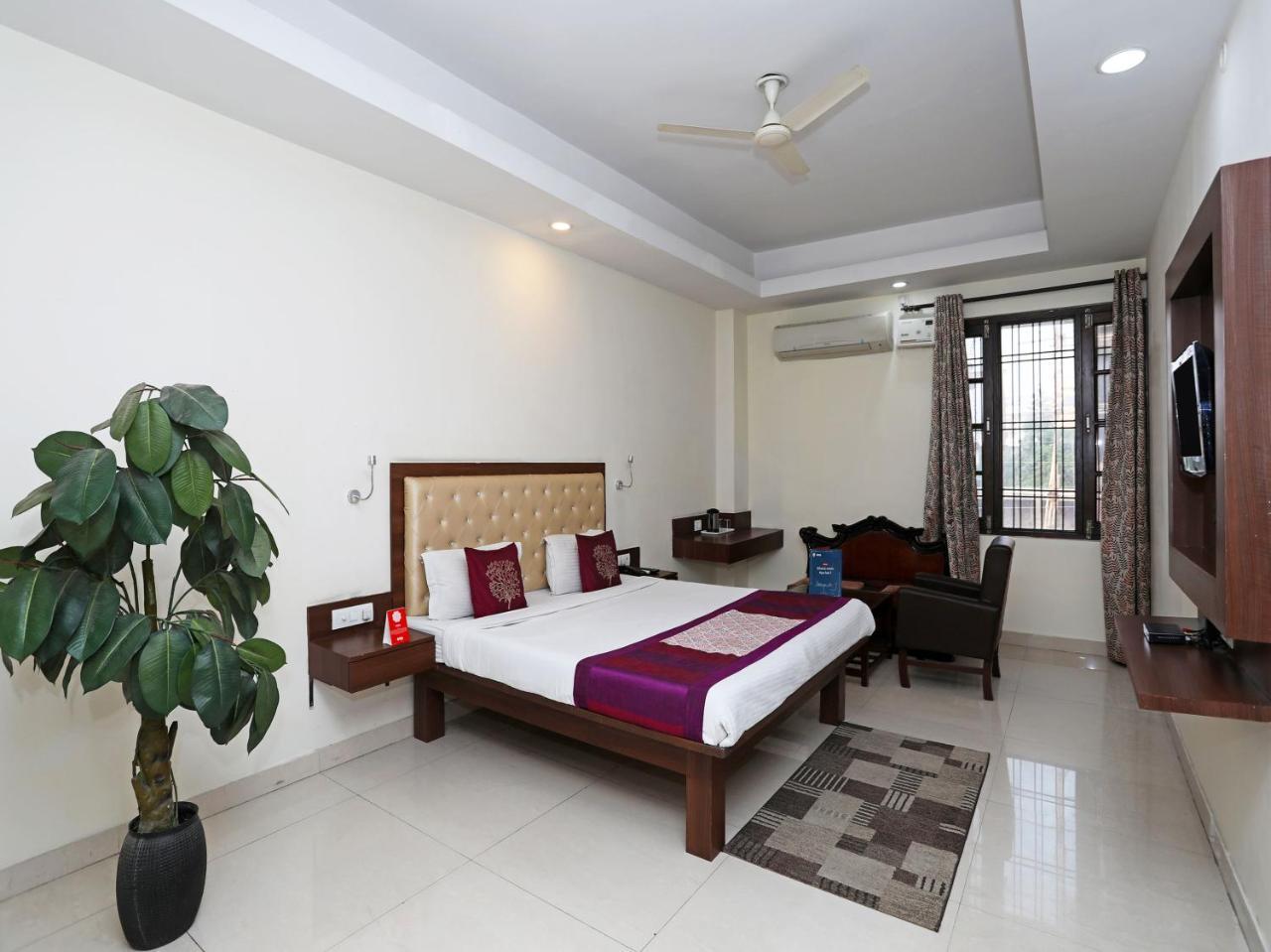 Oyo 680 Hotel Ranjana Heritage Lucknow Bagian luar foto